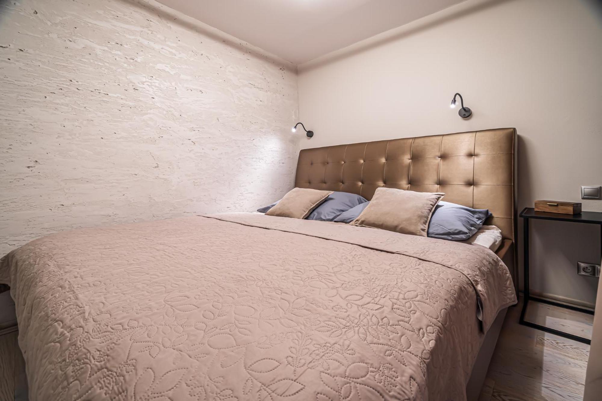 Luxurious And Royal Apartment In The Old Town Pressburg Exterior foto